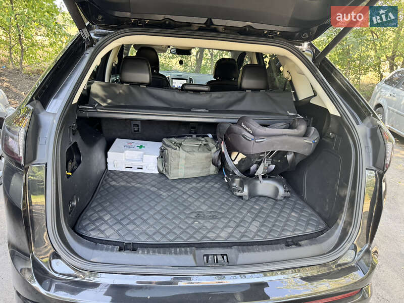 Внедорожник / Кроссовер Ford Edge 2015 в Днепре