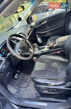 Внедорожник / Кроссовер Ford Edge 2015 в 