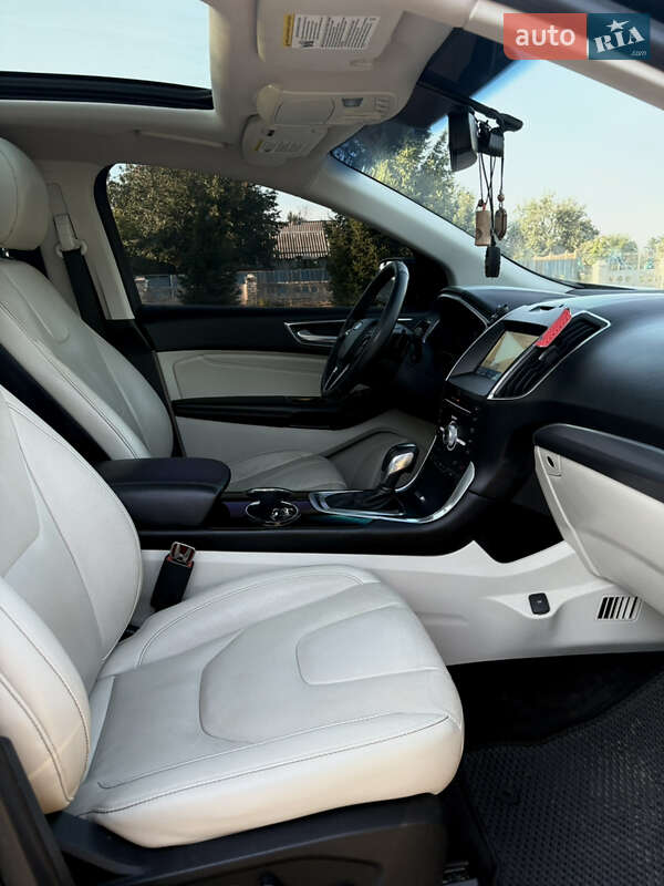 Позашляховик / Кросовер Ford Edge 2017 в Павлограді