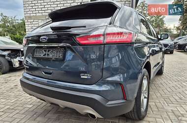 Внедорожник / Кроссовер Ford Edge 2018 в 