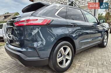 Внедорожник / Кроссовер Ford Edge 2018 в 