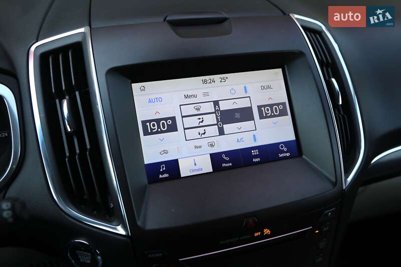 Внедорожник / Кроссовер Ford Edge 2018 в Киеве