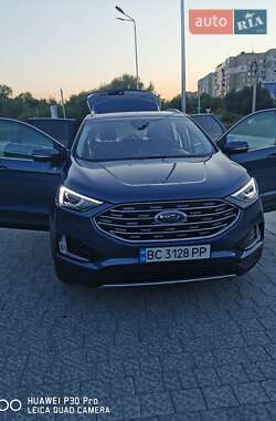 Внедорожник / Кроссовер Ford Edge 2018 в 