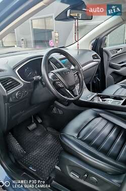 Внедорожник / Кроссовер Ford Edge 2018 в 