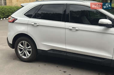Внедорожник / Кроссовер Ford Edge 2020 в 