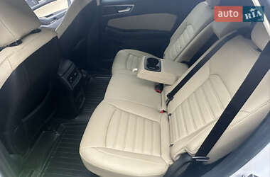 Внедорожник / Кроссовер Ford Edge 2020 в 