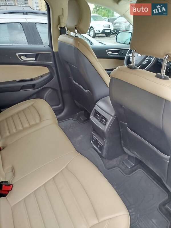 Внедорожник / Кроссовер Ford Edge 2016 в Киеве