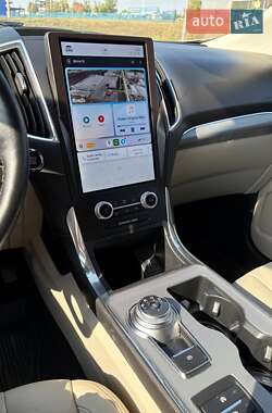 Внедорожник / Кроссовер Ford Edge 2021 в 
