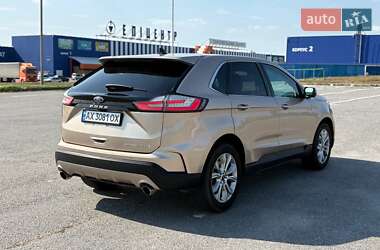 Внедорожник / Кроссовер Ford Edge 2021 в 