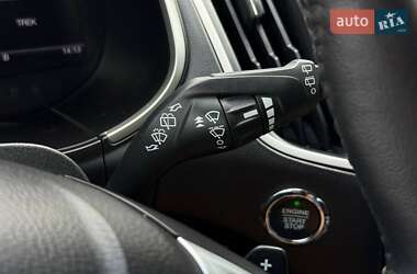 Внедорожник / Кроссовер Ford Edge 2015 в 