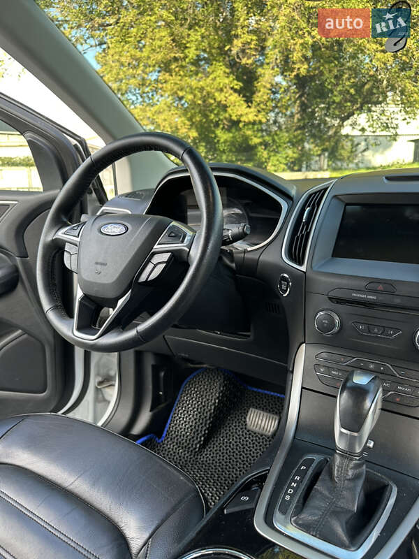 Внедорожник / Кроссовер Ford Edge 2016 в Киеве