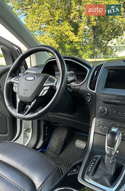 Внедорожник / Кроссовер Ford Edge 2016 в 