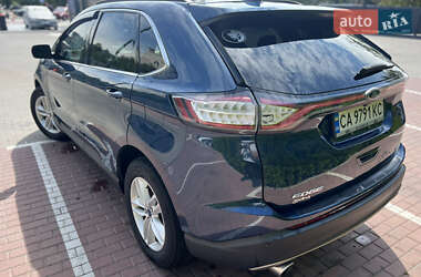 Внедорожник / Кроссовер Ford Edge 2016 в 
