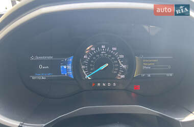 Внедорожник / Кроссовер Ford Edge 2016 в 