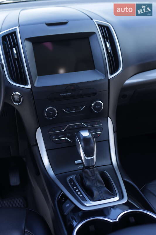 Позашляховик / Кросовер Ford Edge 2016 в Ковелі