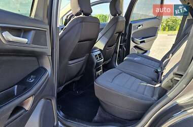 Внедорожник / Кроссовер Ford Edge 2016 в 