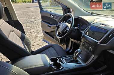 Внедорожник / Кроссовер Ford Edge 2016 в 