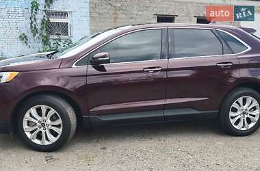 Внедорожник / Кроссовер Ford Edge 2022 в 