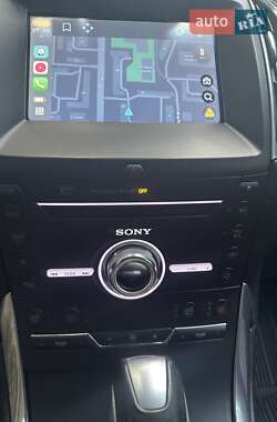 Внедорожник / Кроссовер Ford Edge 2017 в 