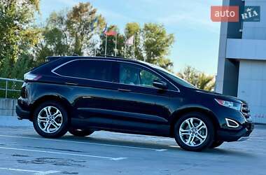 Внедорожник / Кроссовер Ford Edge 2018 в 