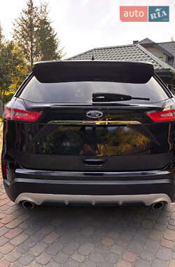 Внедорожник / Кроссовер Ford Edge 2020 в 