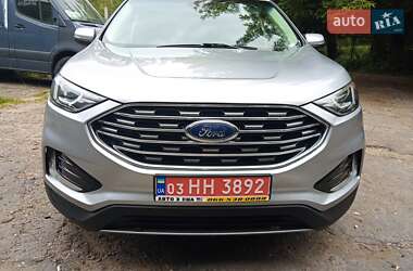 Внедорожник / Кроссовер Ford Edge 2020 в 