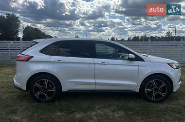 Внедорожник / Кроссовер Ford Edge 2019 в 
