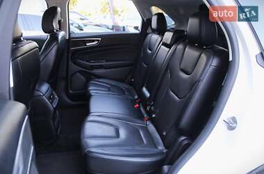 Внедорожник / Кроссовер Ford Edge 2015 в 