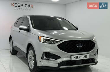 Позашляховик / Кросовер Ford Edge 2019 в 