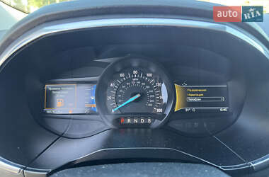 Позашляховик / Кросовер Ford Edge 2020 в 