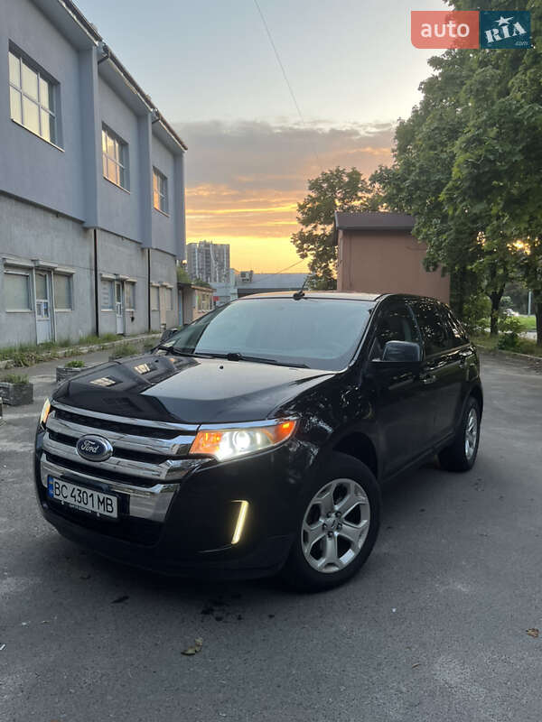 Внедорожник / Кроссовер Ford Edge 2010 в 