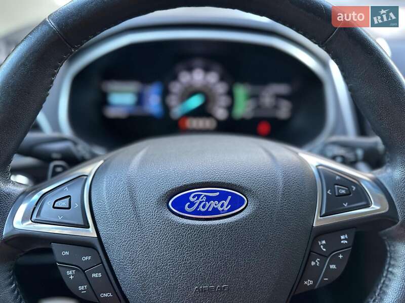 Внедорожник / Кроссовер Ford Edge 2018 в Хмельницком