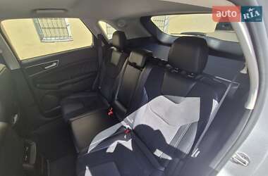 Внедорожник / Кроссовер Ford Edge 2015 в 