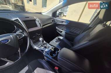 Внедорожник / Кроссовер Ford Edge 2015 в 