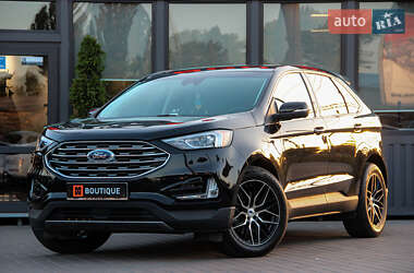 Позашляховик / Кросовер Ford Edge 2019 в 