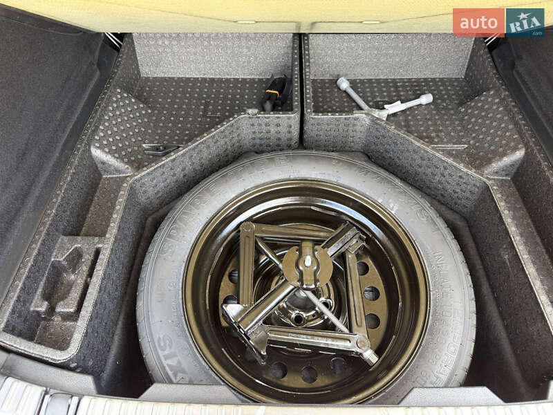 Внедорожник / Кроссовер Ford Edge 2017 в Нововолынске