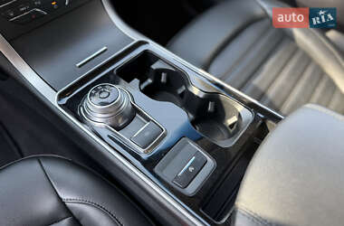 Внедорожник / Кроссовер Ford Edge 2020 в 