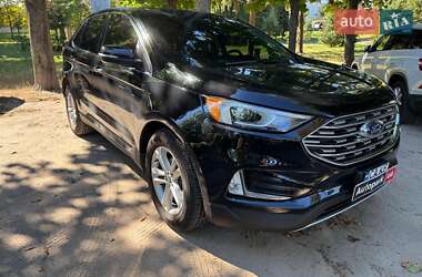 Внедорожник / Кроссовер Ford Edge 2019 в 