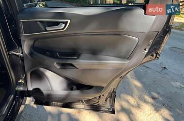 Внедорожник / Кроссовер Ford Edge 2019 в 