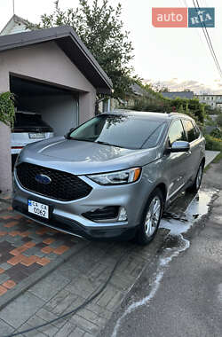 Внедорожник / Кроссовер Ford Edge 2019 в 