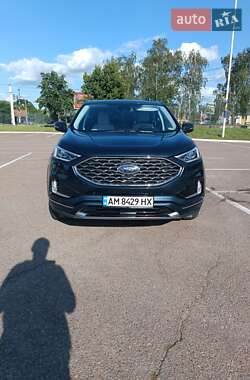 Внедорожник / Кроссовер Ford Edge 2022 в 