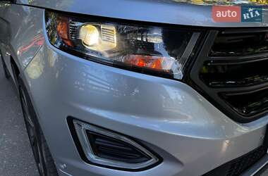 Внедорожник / Кроссовер Ford Edge 2018 в 