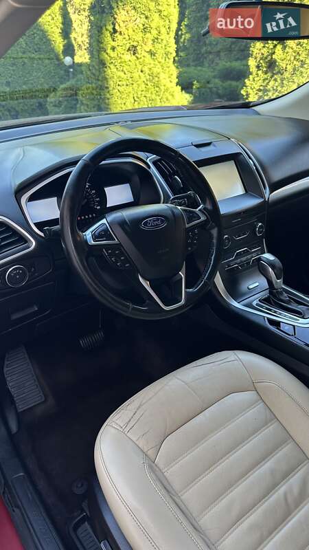 Внедорожник / Кроссовер Ford Edge 2015 в Берегово