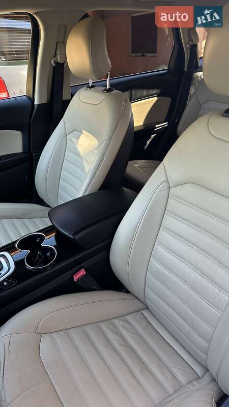 Внедорожник / Кроссовер Ford Edge 2015 в Берегово