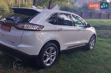Внедорожник / Кроссовер Ford Edge 2017 в 