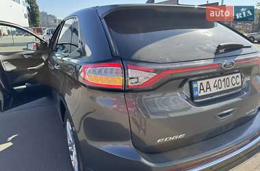 Внедорожник / Кроссовер Ford Edge 2018 в 