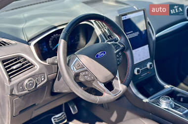 Внедорожник / Кроссовер Ford Edge 2021 в 