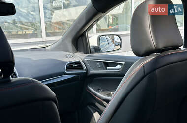 Внедорожник / Кроссовер Ford Edge 2021 в 