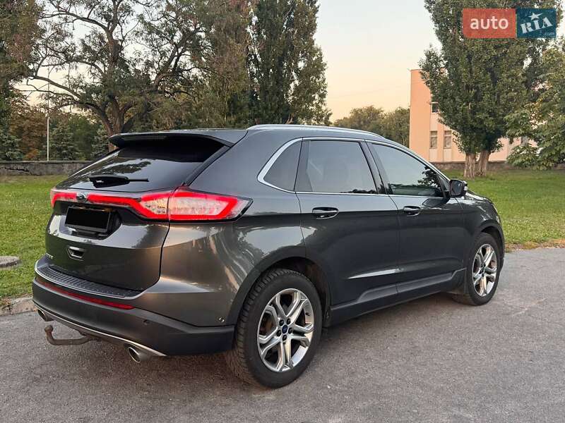 Внедорожник / Кроссовер Ford Edge 2016 в Кременчуге