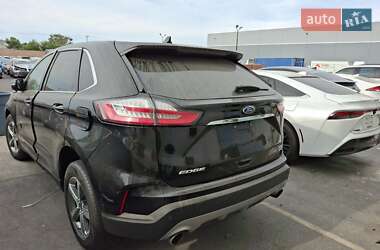 Внедорожник / Кроссовер Ford Edge 2019 в 